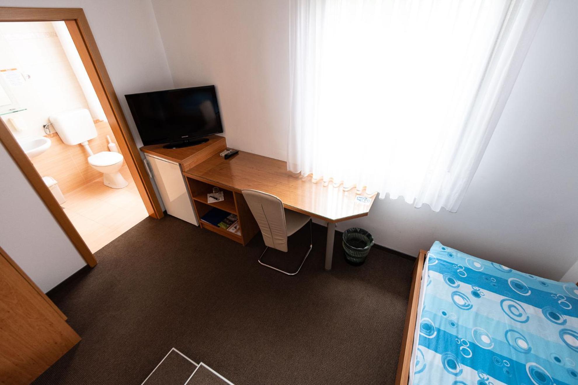 Apartmaji In Sobe Ramar Straža 외부 사진