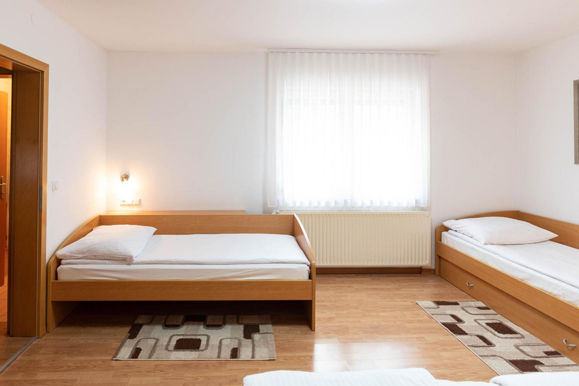 Apartmaji In Sobe Ramar Straža 외부 사진