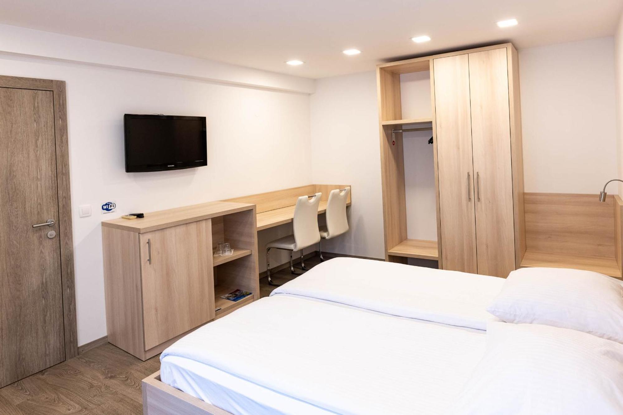 Apartmaji In Sobe Ramar Straža 외부 사진