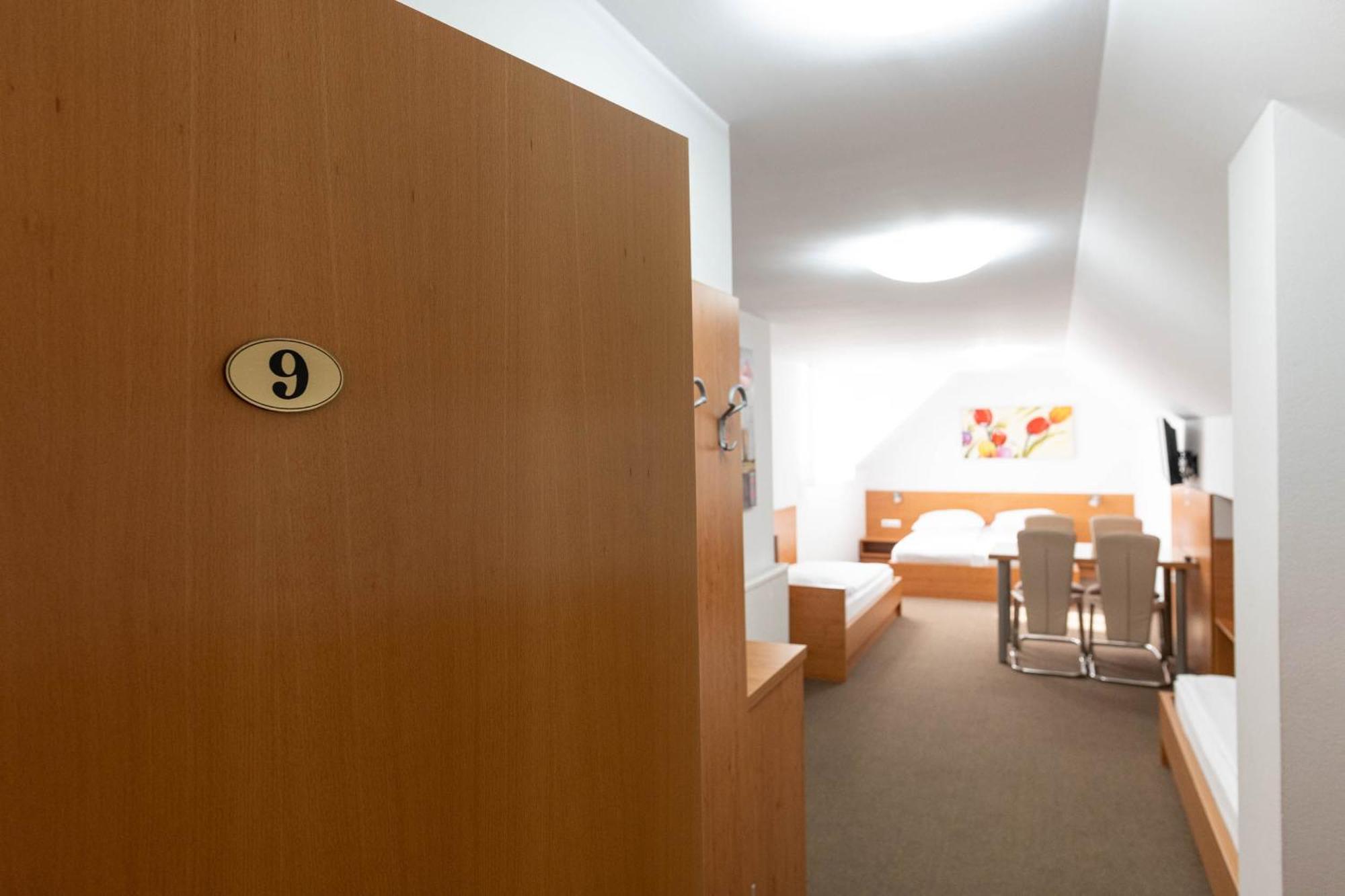 Apartmaji In Sobe Ramar Straža 외부 사진