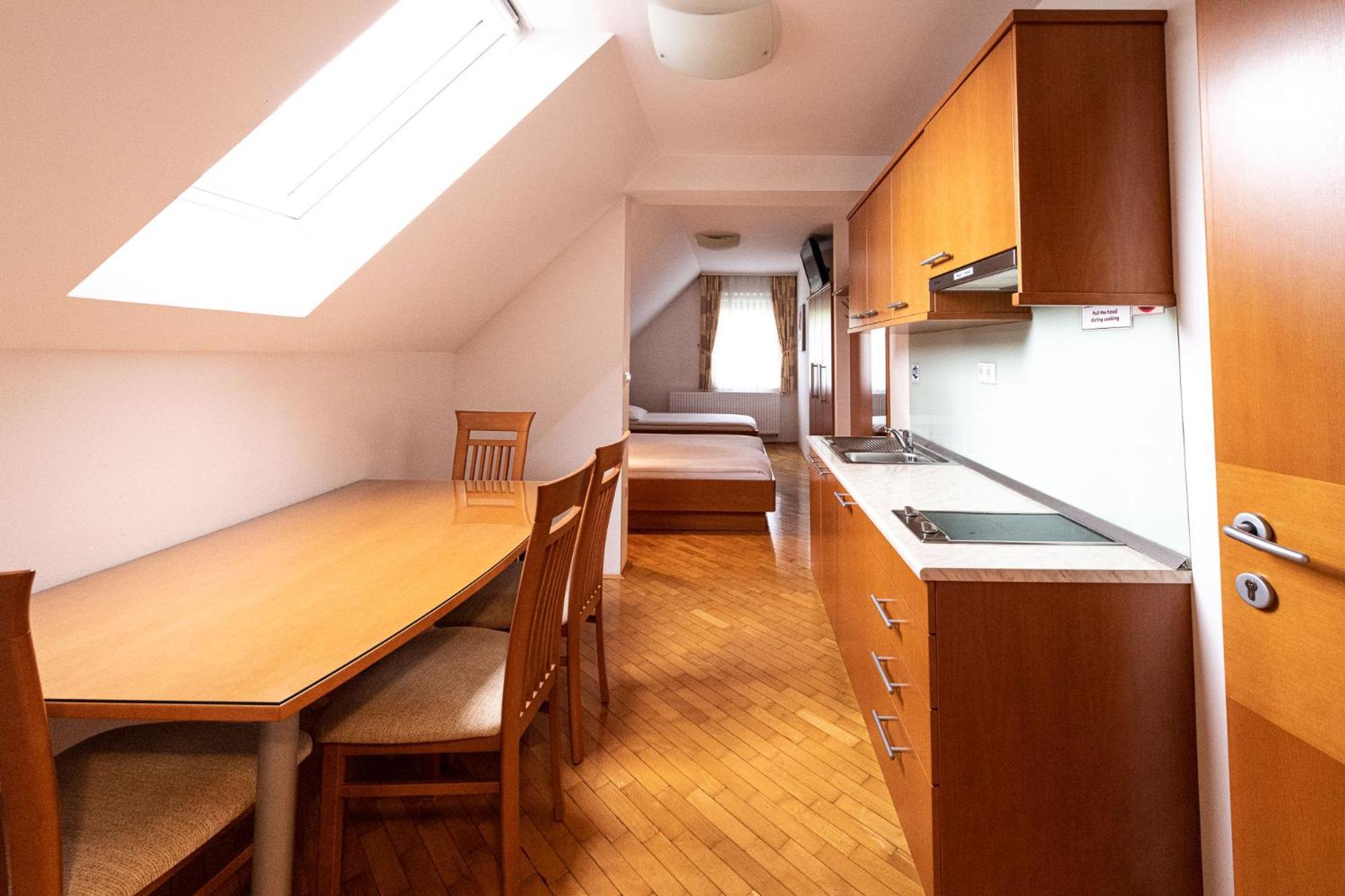 Apartmaji In Sobe Ramar Straža 외부 사진