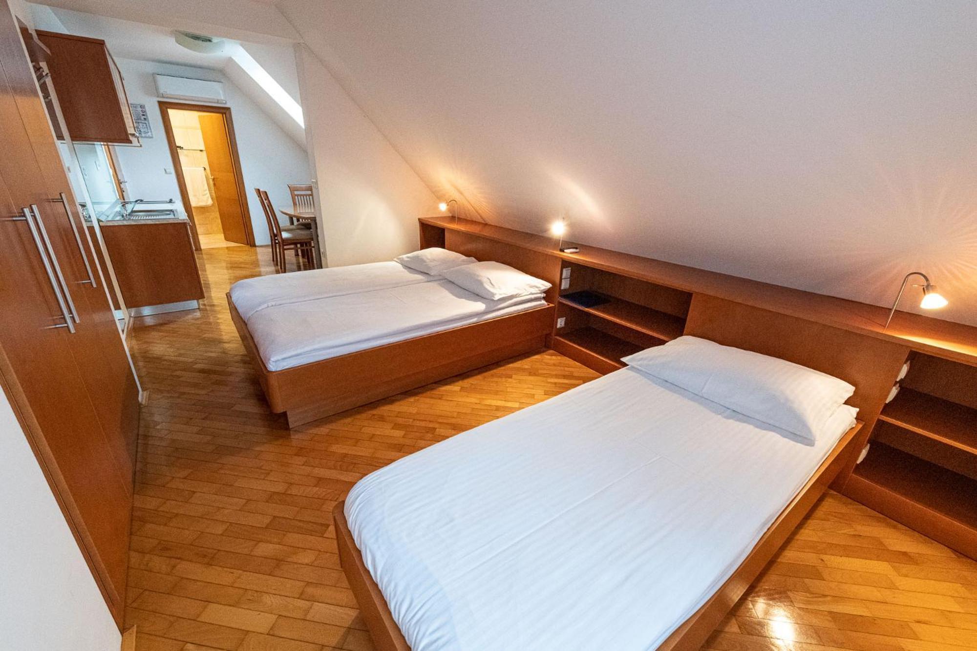 Apartmaji In Sobe Ramar Straža 외부 사진